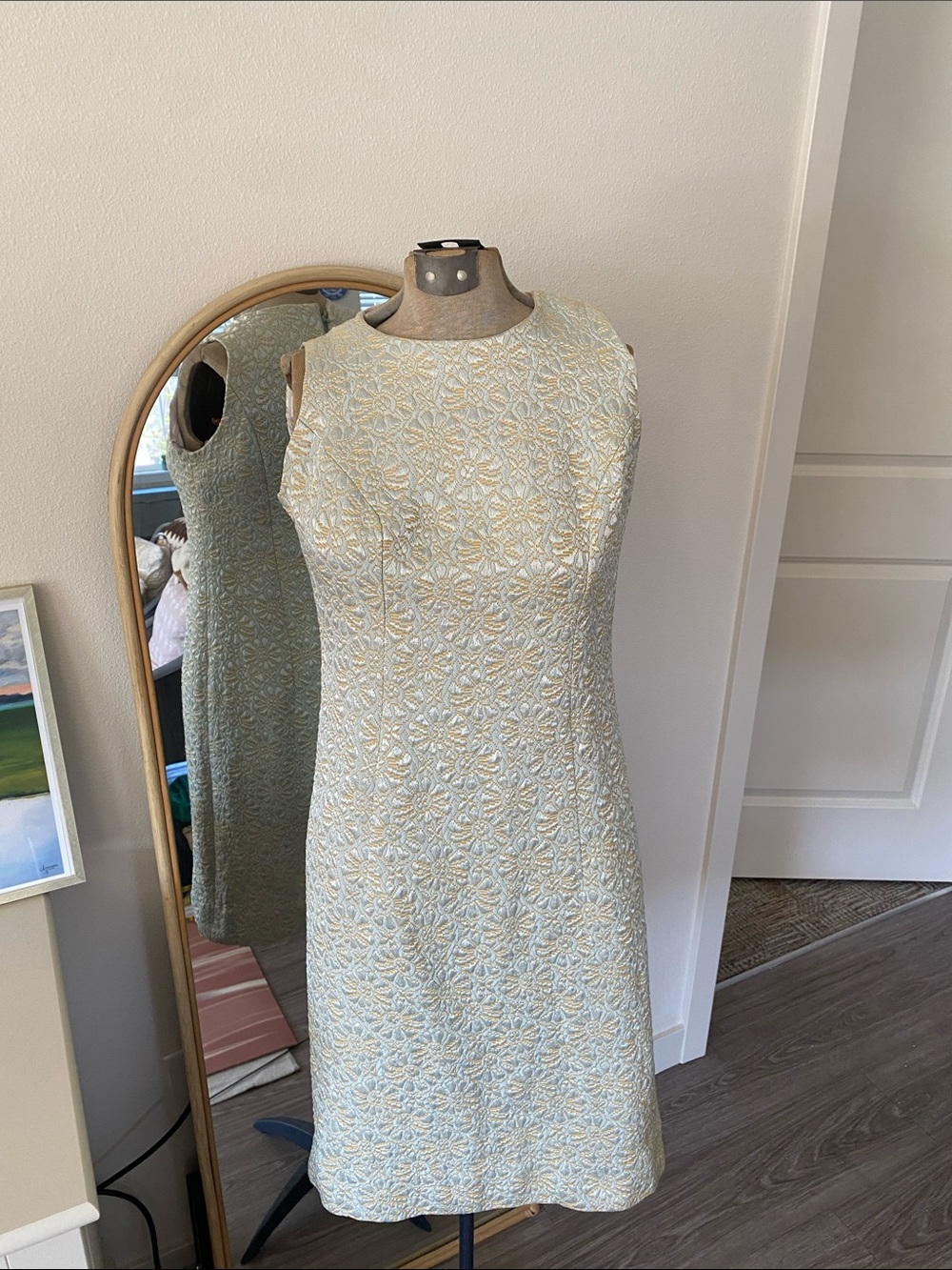 Vintage 1960s Mod Floral Brocade Shift Dress